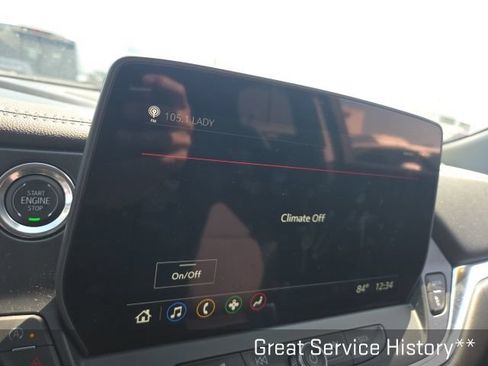 Used 2025 Chevrolet Blazer LT FWD image 11