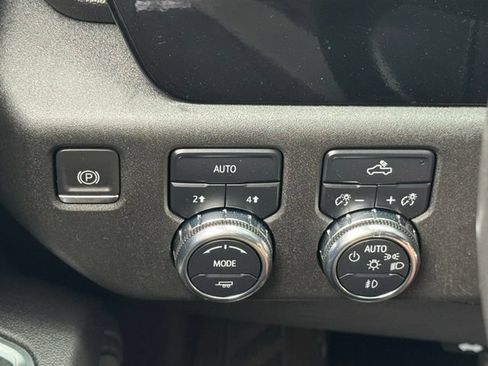 Certified 2023 GMC Sierra 1500 Elevation AWD/4WD image 34