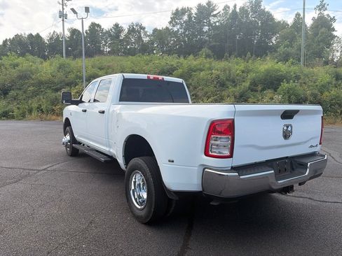 Used 2024 RAM 3500 Tradesman w/ Chrome Appearance Group AWD/4WD image 7
