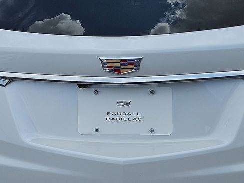 New 2025 Cadillac XT5 Premium Luxury w/ LPO, Floor Liner Package image 5