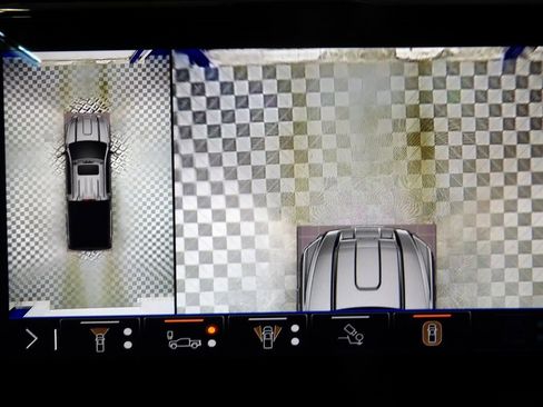 Used 2024 GMC Sierra 2500 Denali w/ Max Trailering Package image 17