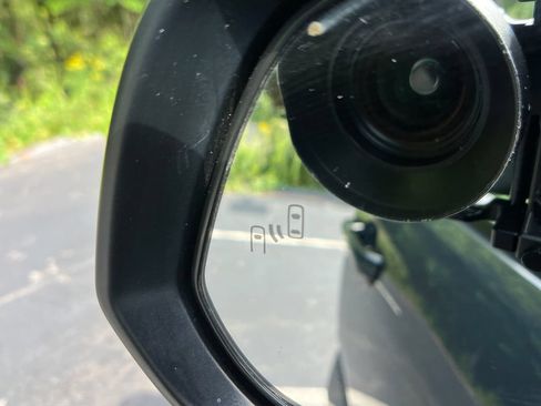 Used 2025 Toyota 4Runner TRD Sport AWD/4WD image 26
