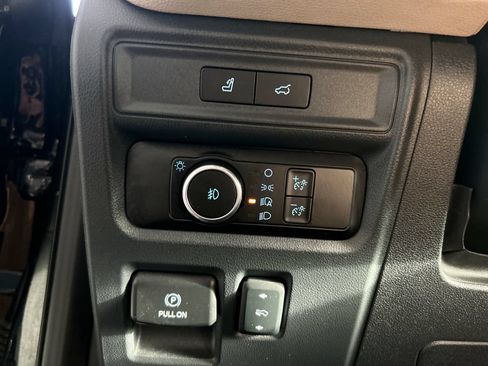 Used 2024 Ford Expedition Max Limited RWD image 15