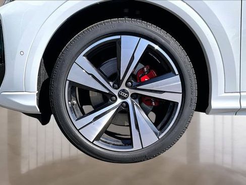 New 2025 Audi SQ5 Premium Plus image 12