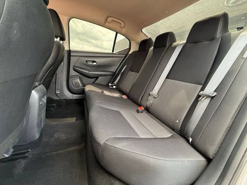 Used 2022 Nissan Sentra SV FWD image 26