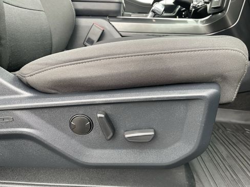 Used 2023 Ford F150 Lariat image 38