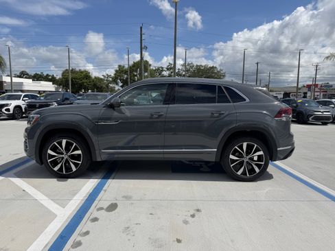New 2026 Volkswagen Atlas Cross Sport SEL Premium R-Line AWD/4WD image 7