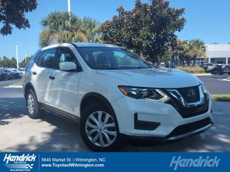 Used 2018 Nissan Rogue S image 1