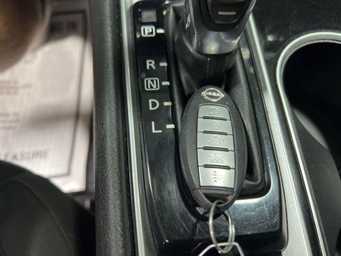 Used 2024 Nissan Altima 2.5 SV FWD image 30