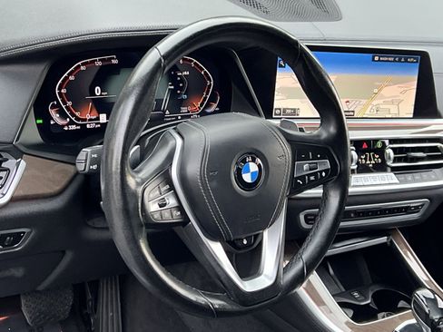 Used 2022 BMW X5 xDrive40i w/ Parking Assistance Package image 14