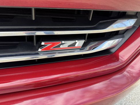 Used 2018 Chevrolet Silverado 1500 LTZ Z71 image 5