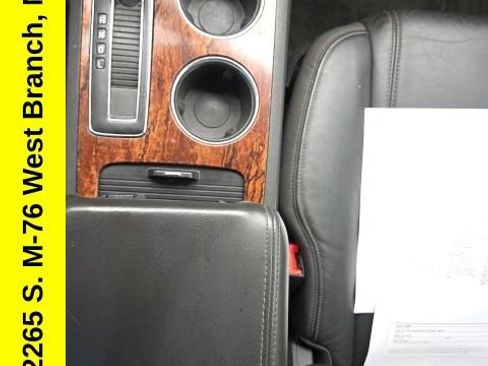 Used 2013 Chevrolet Traverse LT FWD image 25