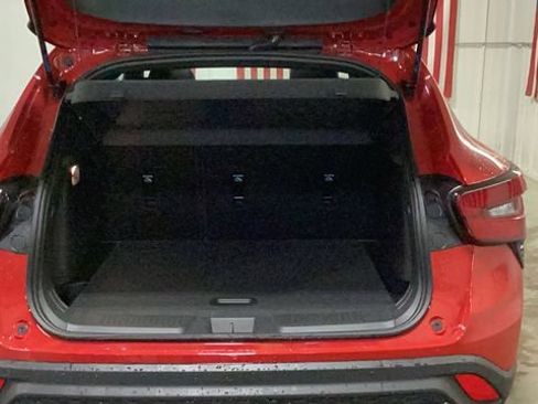 New 2026 Chevrolet Trax RS w/ Sunroof Package FWD image 6