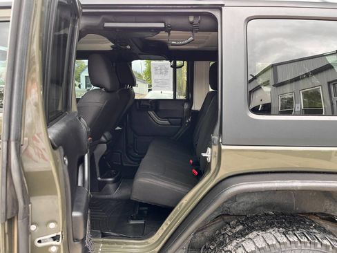 Used 2016 Jeep Wrangler Unlimited Sport w/ Quick Order Package 24S AWD/4WD image 18
