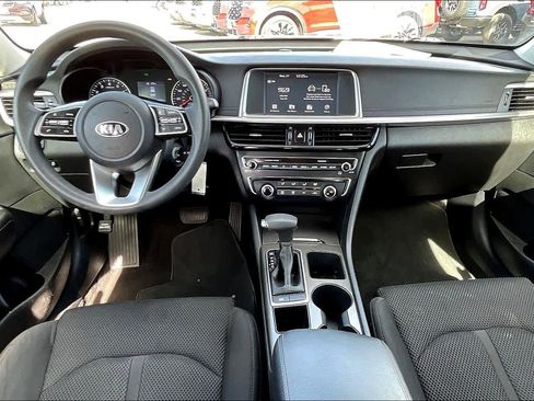 Used 2020 Kia Optima LX image 15