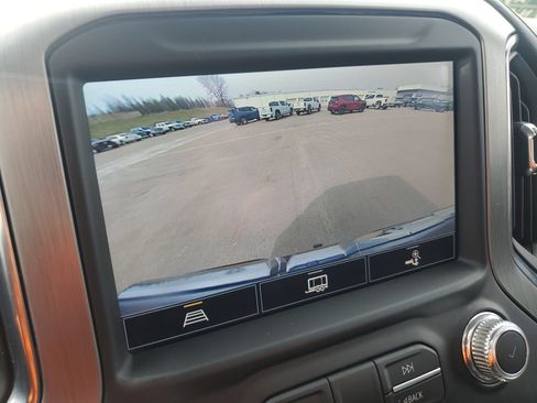 Used 2022 GMC Sierra 1500 Denali w/ Denali Premium Package AWD/4WD image 23
