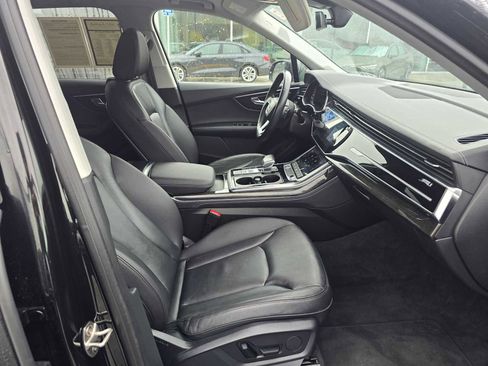 Used 2024 Audi Q7 3.0T Premium Plus image 11