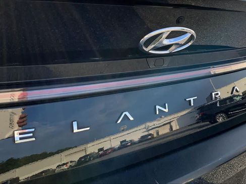 Used 2021 Hyundai Elantra N Line FWD image 10
