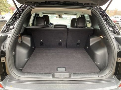 Certified 2022 Jeep Cherokee Trailhawk image 8