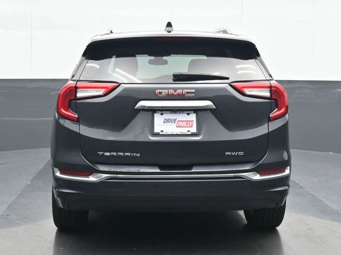 Used 2022 GMC Terrain Denali image 5