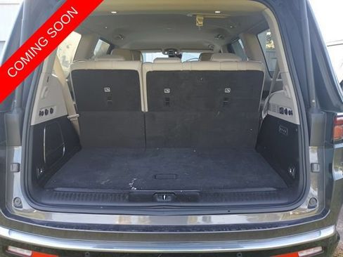 Certified 2022 Jeep Wagoneer Series III w/ Flexible Seating Group AWD/4WD image 7