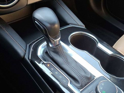 Used 2022 Chevrolet Blazer Premier w/ Enhanced Convenience Package image 22