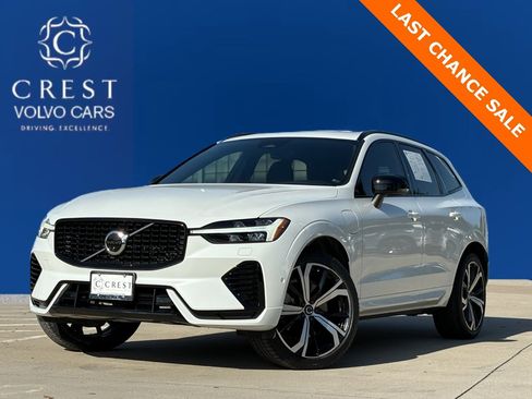 Certified 2022 Volvo XC60 T8 R-Design w/ Advanced Package image 1