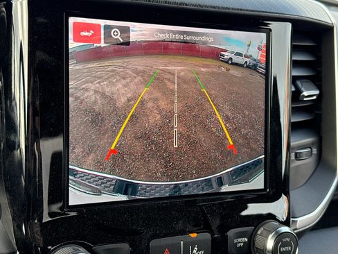 New 2026 RAM 1500 4x4 Crew Cab image 17