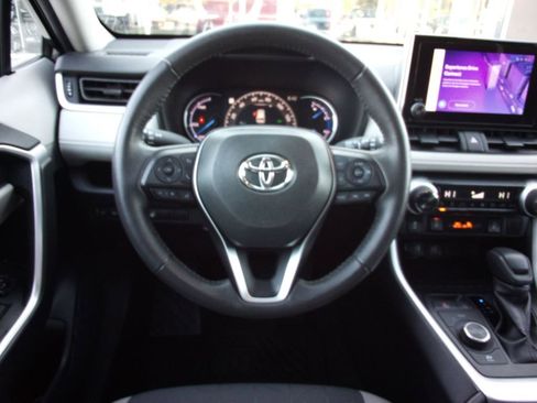 Used 2024 Toyota RAV4 XLE image 13