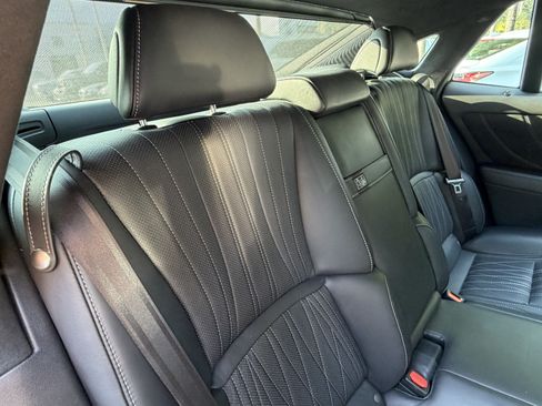 Used 2018 Lexus LS 500 w/ Interior Upgrade Package RWD image 44