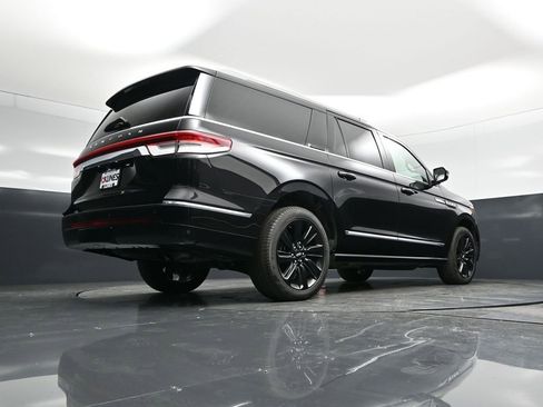 Used 2024 Lincoln Navigator L Reserve w/ Equipment Group 201A image 62