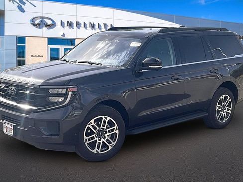 Used 2025 Ford Expedition Active AWD/4WD image 1