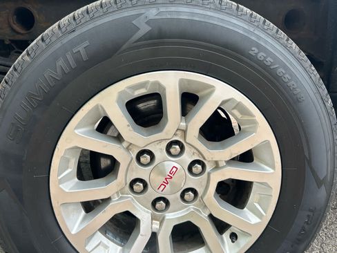 Used 2018 GMC Sierra 1500 SLE w/ SLE Value Package AWD/4WD image 24