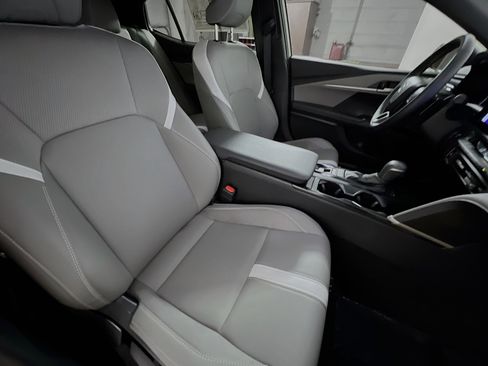 Used 2025 Toyota Camry SE w/ Multimedia Upgrade Package image 31