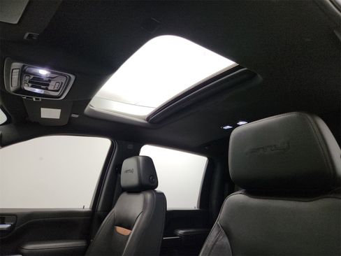 Used 2020 GMC Sierra 3500 AT4 image 19