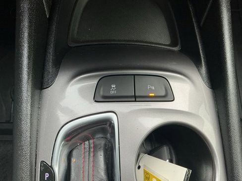 Used 2025 Chevrolet Malibu RS image 24