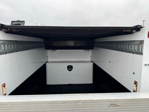 Used 2018 Ford F150 XL w/ Equipment Group 101A Mid image 17