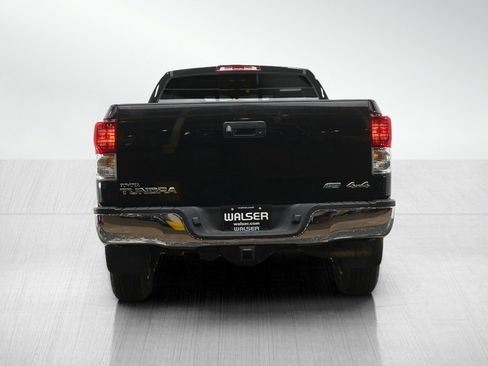 Used 2011 Toyota Tundra 4x4 Double Cab w/ TRD Off-Road Pkg image 4