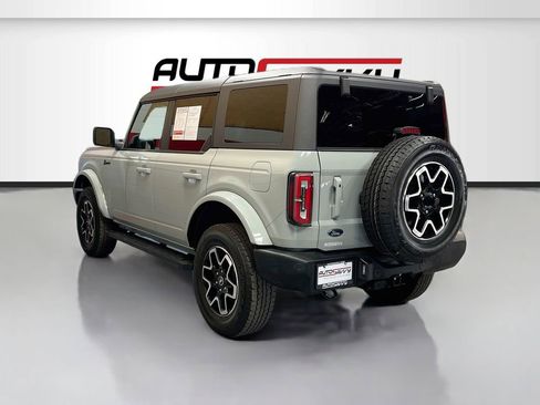 Used 2024 Ford Bronco Outer Banks AWD/4WD image 5
