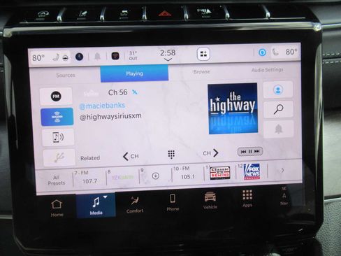 New 2025 Jeep Grand Cherokee Limited w/ Trailer Tow Package image 31