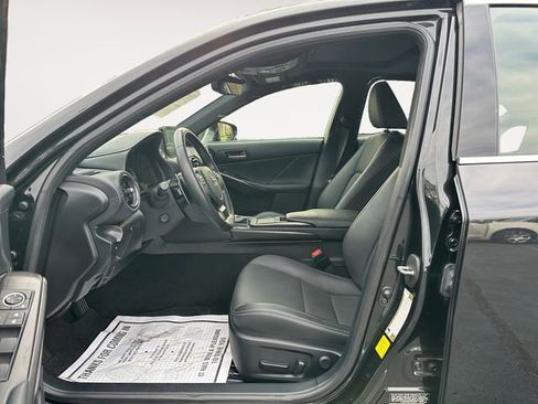 Used 2023 Lexus IS 300 w/ Premium Package image 9