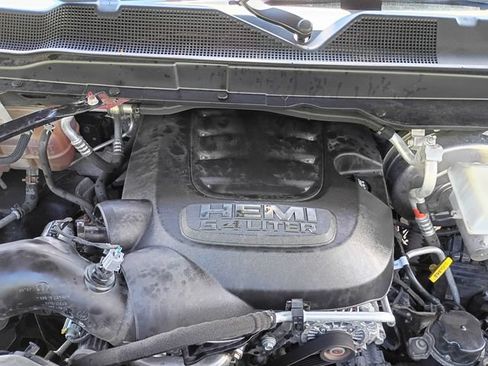 Used 2020 RAM 2500 Big Horn AWD/4WD image 24