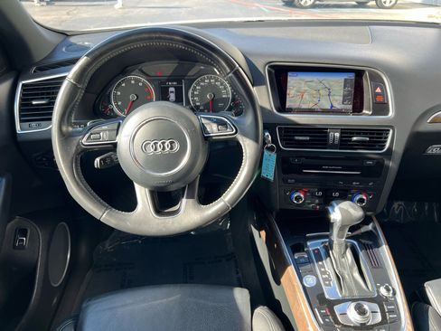 Used 2016 Audi Q5 2.0T Premium Plus w/ Technology Package image 17