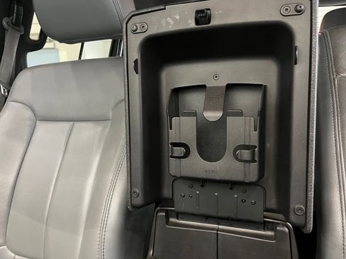 Used 2014 Ford F150 XLT w/ Equipment Group 302A Luxury image 16