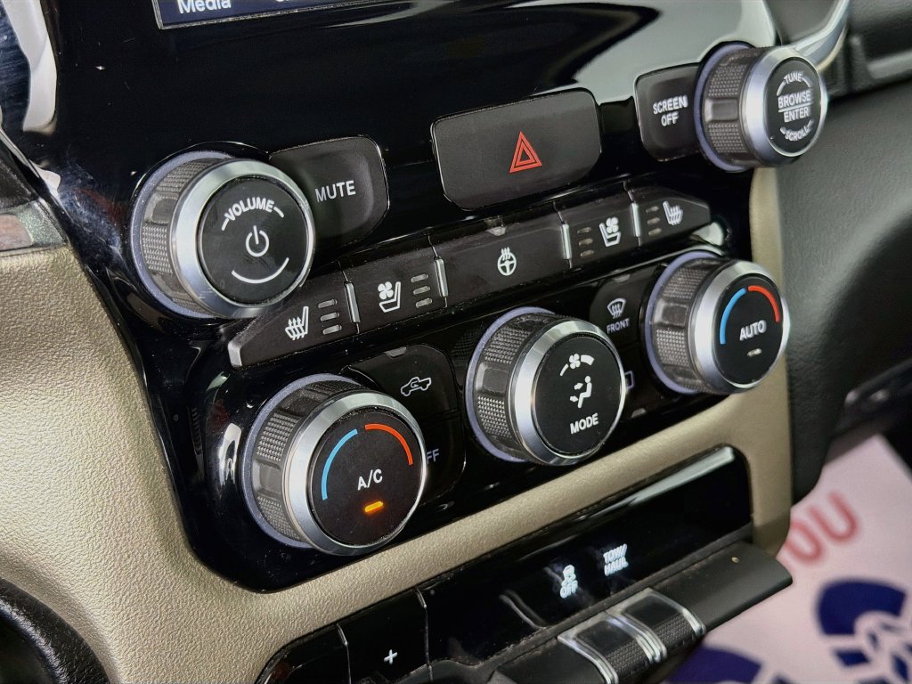 Used 2019 RAM 1500 Laramie w/ Trailer Tow Group AWD/4WD image 16