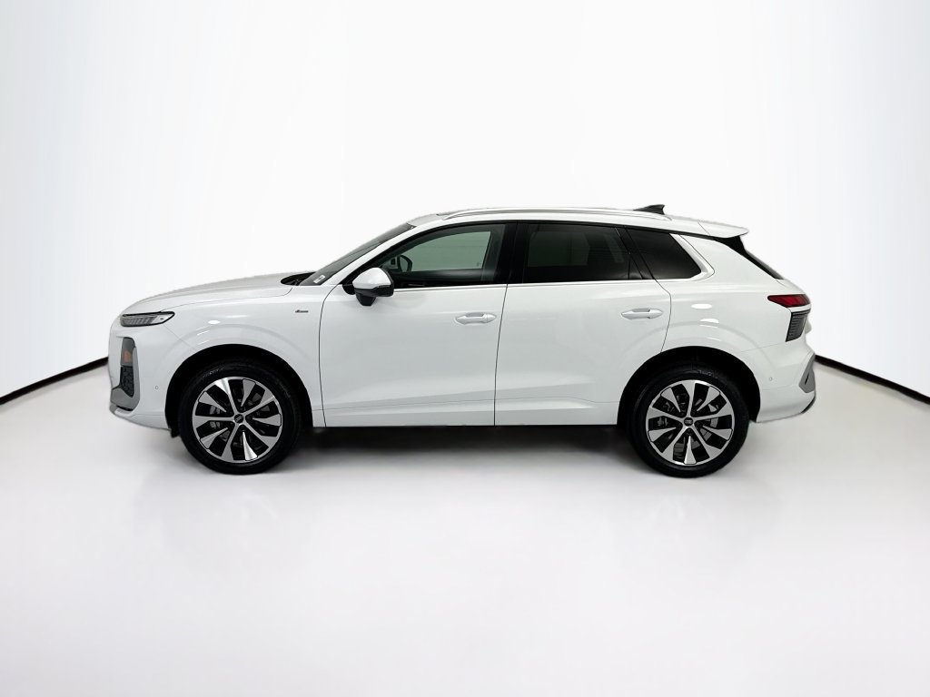 Used 2026 Audi Q3 quattro 2.0T AWD/4WD image 9