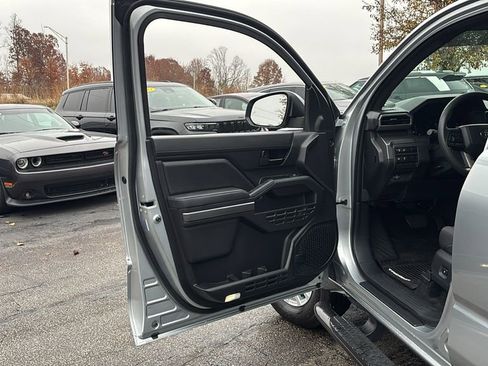 Used 2024 Toyota Tacoma SR5 image 11