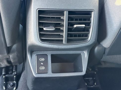 Certified 2026 Kia Seltos LX FWD image 14