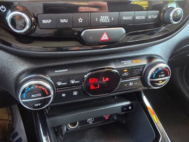 Used 2022 Kia Soul Turbo FWD image 13