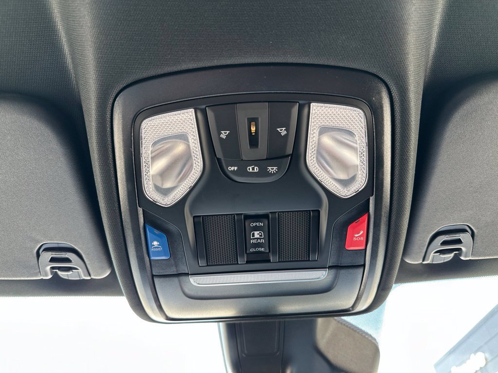 New 2026 RAM 1500 Warlock AWD/4WD image 32